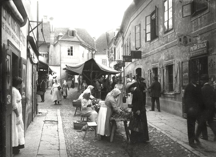 Dolac, tržnica na ulici starog Dolca